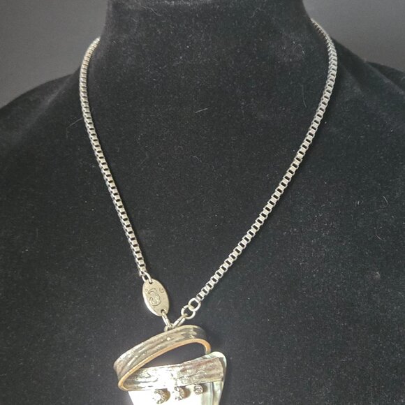 Vintage Triangular Mother-Of-Pearl & Crystal Necklace & Earring Set - Picture 3 of 7